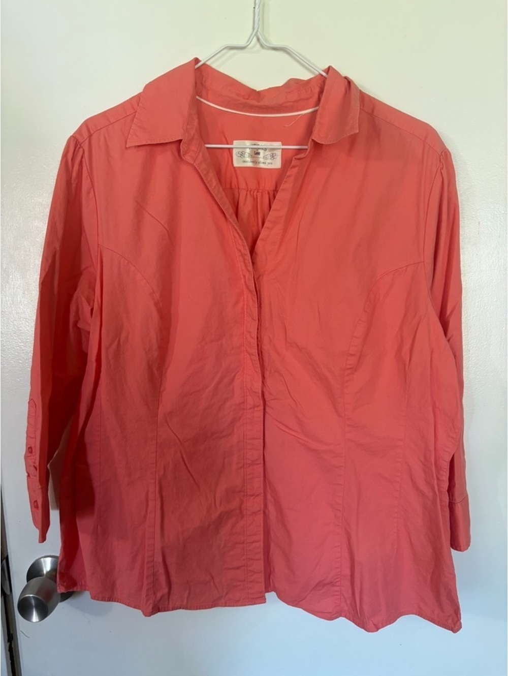 Women’s Riders XL Coral Button-Front Blouse Tote1